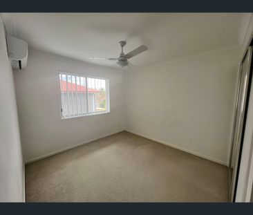 232 Preston Road, Wynnum West, Qld 4178 - Photo 5