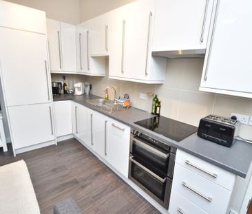 1 Bed Flat, Oaklands Grove, W12 - Photo 6