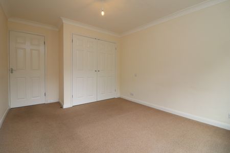 Chapel Street, Billericay, CM12 - Photo 2