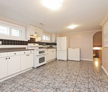 For Lease - 130 Edmonton Drive Unit# Bsmt, Toronto, Ontario - Photo 2