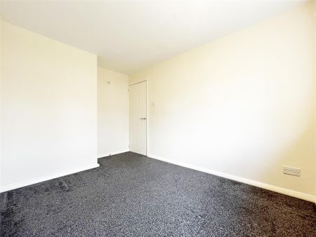3 bedroom Town house to rent - Photo 5