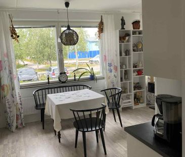 Lotta Svärds gränd, Hägersten - Photo 3