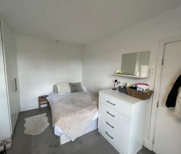 5 bedroom terraced house to rent - Photo 2