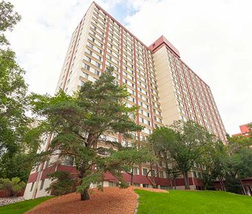 Garneau Towers Apartments - Photo 2