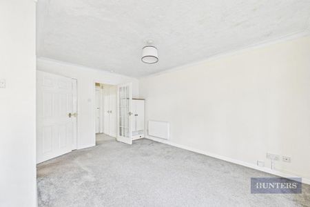 Studio to rent - Photo 3