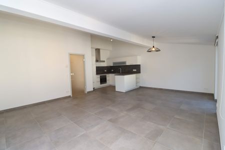 Moderne Wohnung mit 2 Schlafzimmern - Photo 3