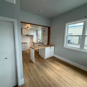Mignon 4 1/2 Situé Au 20 8e Avenue Nord - Photo 2