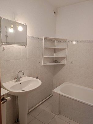 Location appartement 3 pièces 57.69 m² à Oyonnax (01100) - Photo 1
