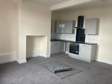 ONE BEDROOM HOUSE - Photo 3