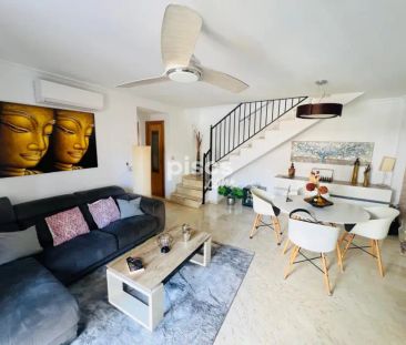 Casa adosada en alquiler en Nueva Torrequebrada - Photo 1