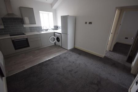 2 bedroom apartment to rent - Photo 5