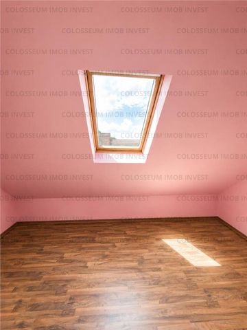 Casă 5 camere | Curte 500 mp | pretabil firme | Răcădău - Fotografie 2