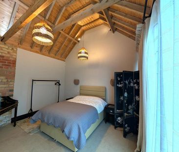1 bedroom barn conversion to rent - Photo 4