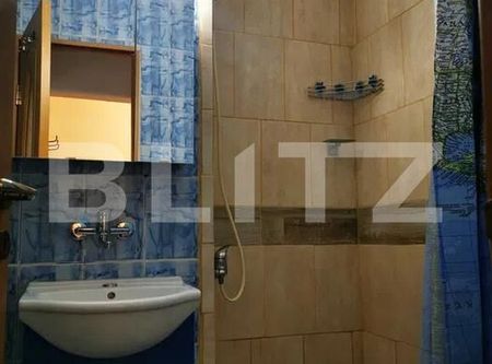 Apartament cu 1 camera, modern, zona UMF - Photo 5