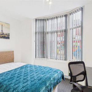 1 bedroom property to rent - Photo 2