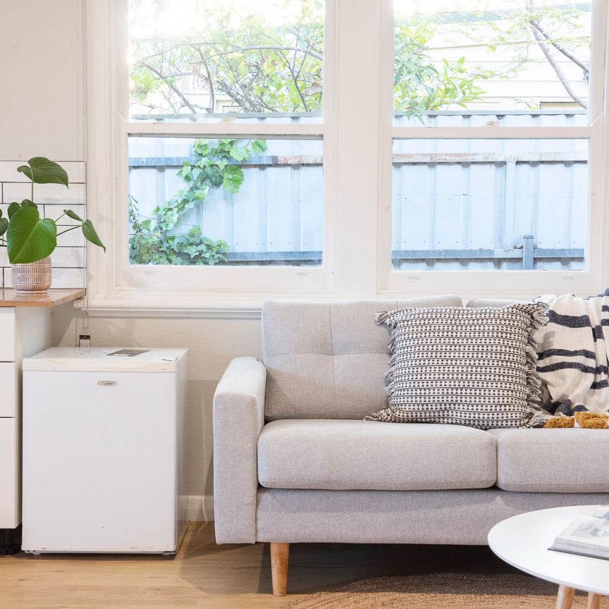 Central Albury Fully Furnished Apartment - Photo 1