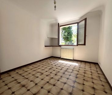 Location Appartement 4 pièces 120m² AIX EN PROVENCE 13540 - Photo 3