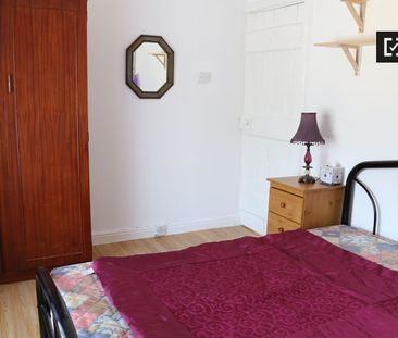 Charming 2-bedroom house to rent in North Central Area - Photo 6