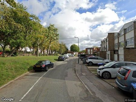4 Bed Terraced House, Wembley, HA9 - Photo 2