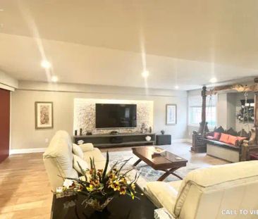 2-100 Coastline Dr, Brampton, Ontario L6Y 0L7 | 100 Coastline Drive... - Photo 1