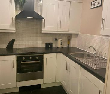 2 bedroom apartment to rent - Photo 6