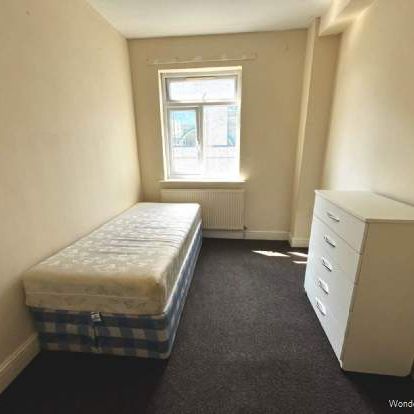 2 bedroom property to rent in London - Photo 1