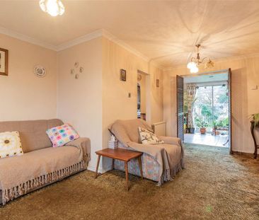 2 bedroom semi-detached house to rent - Photo 2