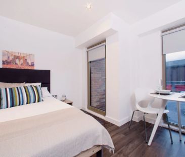 Premium Studio Floor 3-4 - Photo 5