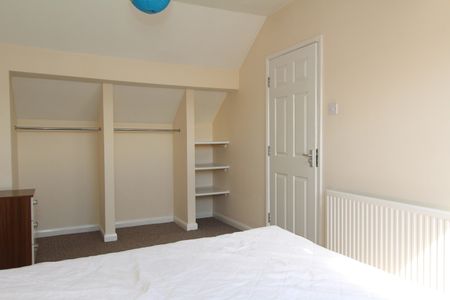 4 Bed Terraced House, Shoreham Street, S2 - Photo 5