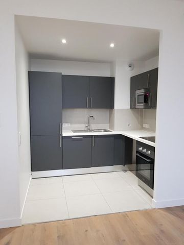 Location Appartement 2 pièces 46m² MAISONS LAFFITTE 78600 - Photo 3