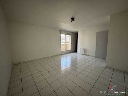 Location Appartement 2 pièces 49m² - Photo 2