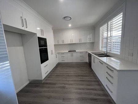 MODERN TWO BEDROOM VILLA - Photo 3
