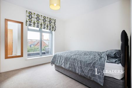 2 bedroom apartment to rent - Photo 2