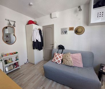 STUDIO MEUBLE DE 12 M² - Photo 1