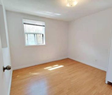 2-Bedroom Apt Available January 1st (Gerrard & Broadview) - Photo 3