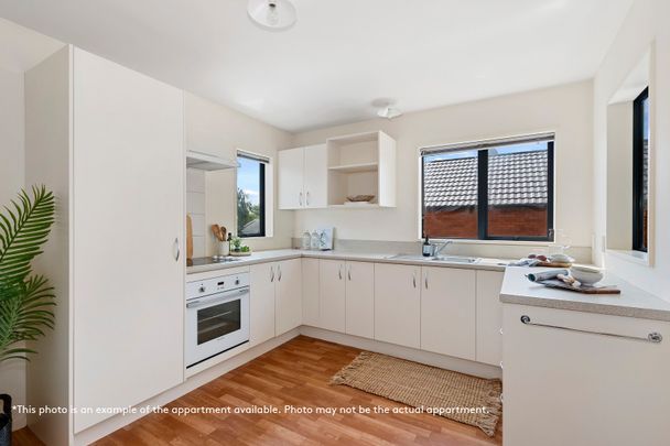 Sunny One Bedroom Apartment in Richmond - Photo 1