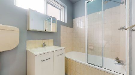 Quiet, Comfortable and Conveniently Located - Photo 4