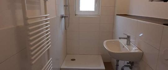 Halsknopf 18, helle 2 ZKB Wohnung im 1.OG *ab sofort* zu vermieten - Foto 1