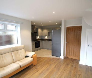 2 bedroom detached house to rent - Photo 5