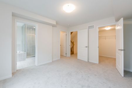 For Lease - 23 Applewood Lane Unit# 79, Toronto, Ontario - Photo 4