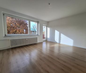 Helle 3ZKB mit Balkon - Foto 1