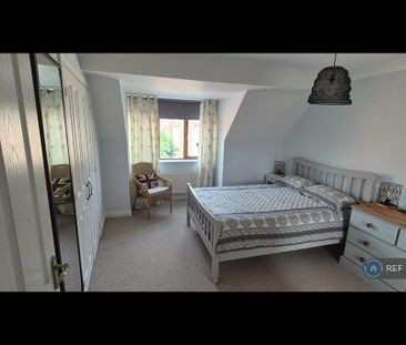 3 bedroom terraced house to rent - Photo 4