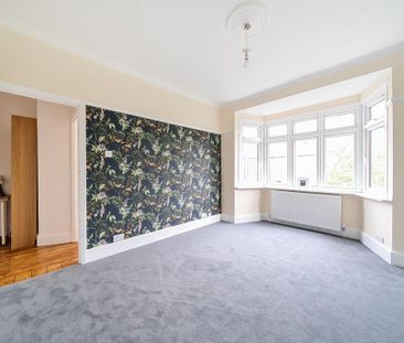 3 bedroom end of terrace house to rent - Photo 4