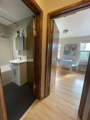 Blackstock Road, London - Photo 2