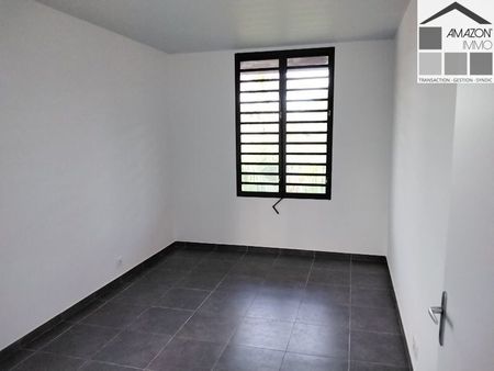 Location Appartement 3 pièces 79m² CAYENNE 97300 - Photo 4