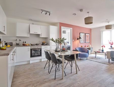 2 bedroom apartment - Photo 2