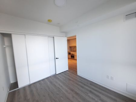 For Lease - 8 Interchange Way Unit# 516, Vaughan, Ontario - Photo 3