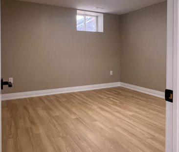 For Lease - 30 Swanhurst Boulevard Unit# Lower, Mississauga, Ontario - Photo 6