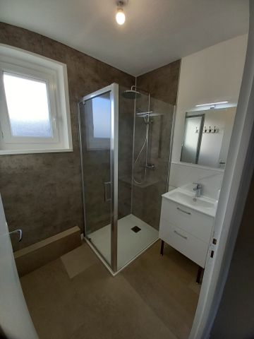 Location Maison 4 pièces 64m² ST LO 50000 - Photo 4