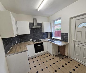 2 bedroom house to rent - Photo 2